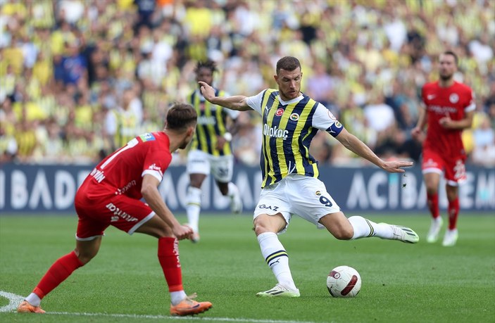 Fenerbahçe, Antalyaspor'u üç golle geçti
