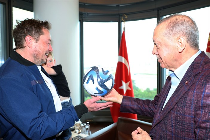 Cumhurbaşkanı Erdoğan'ın ABD'de diplomasi trafiği: Elon Musk'a Tesla çağrısı