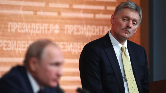 Vladimir Putin ve Dmitry Peskov